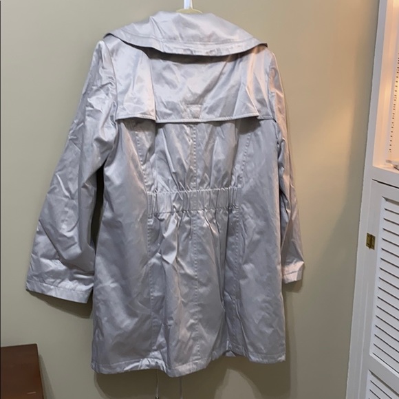 23rd St. Trenchcoat Windbreaker Rain jacket Silver - Picture 7 of 7